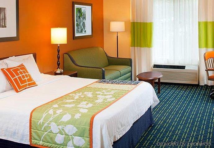 Fairfield Inn & Suites By Marriott Франкенмут Стая снимка