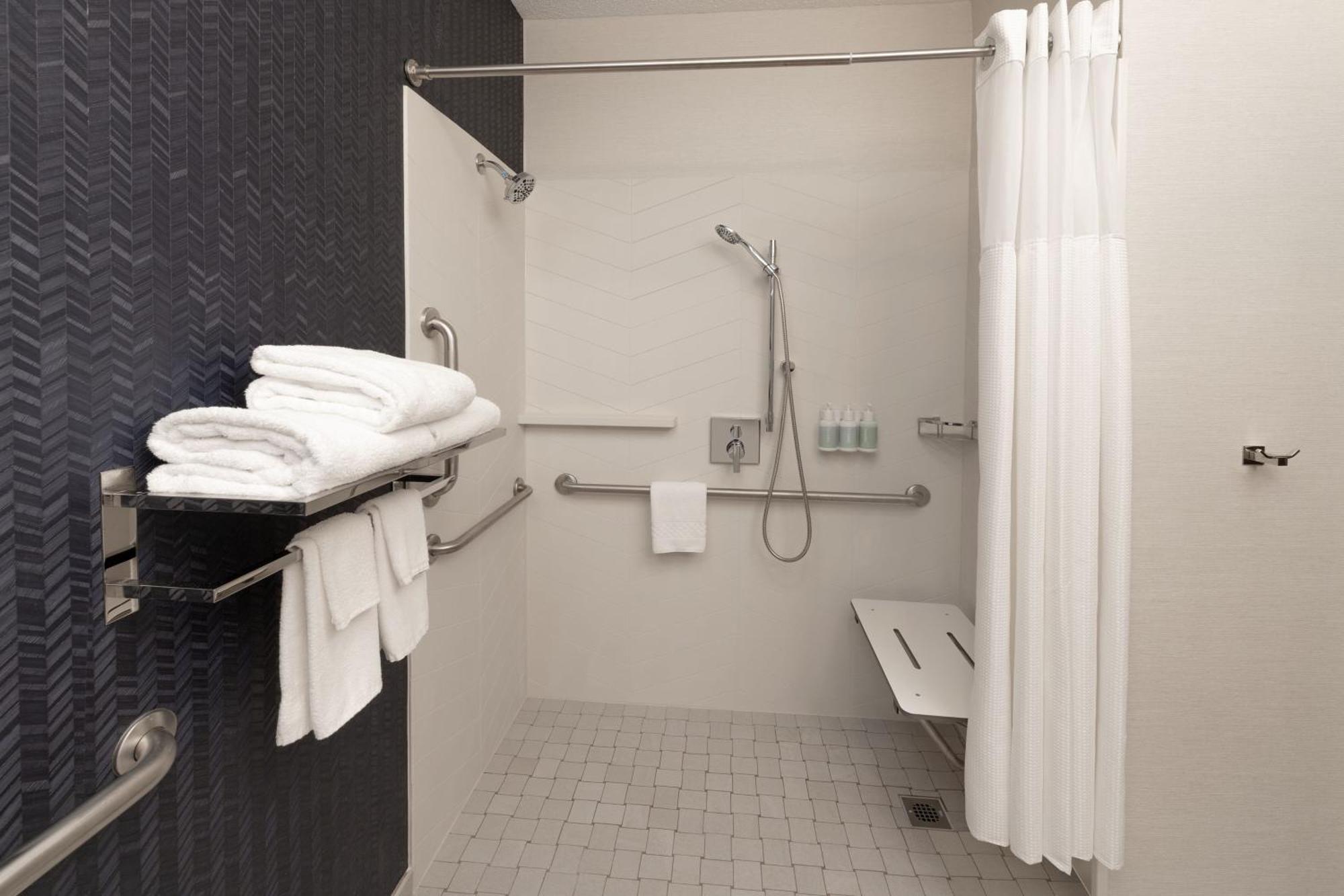 Fairfield Inn & Suites By Marriott Франкенмут Екстериор снимка